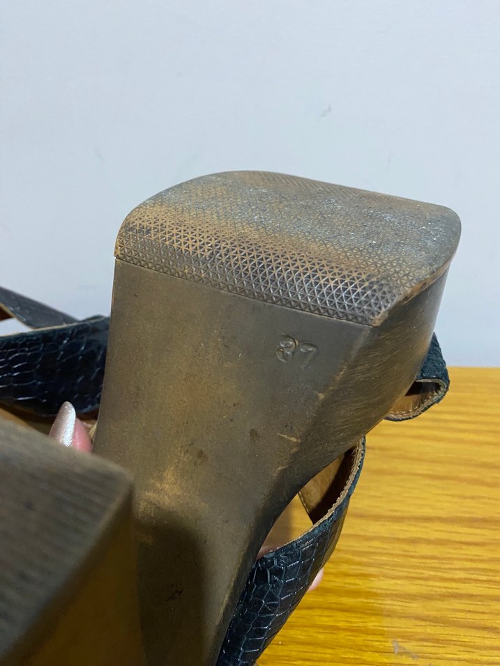 Topuklu Terlik - Görsel 4