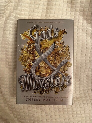 Gods and Monsters by Shelby Mahurin CİLTLİ