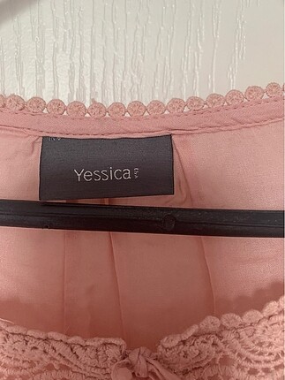 s Beden C&A dantel detaylı bluz