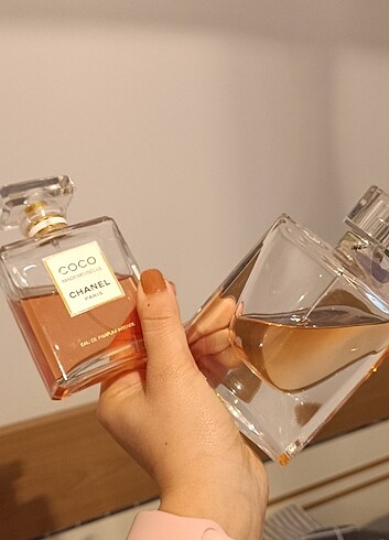  Beden Renk Lancome ve Coco Chanel parfüm 