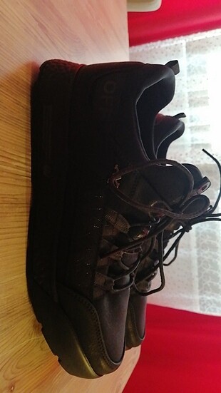 40 Beden siyah Renk Spor Ayakkabısı siyah
