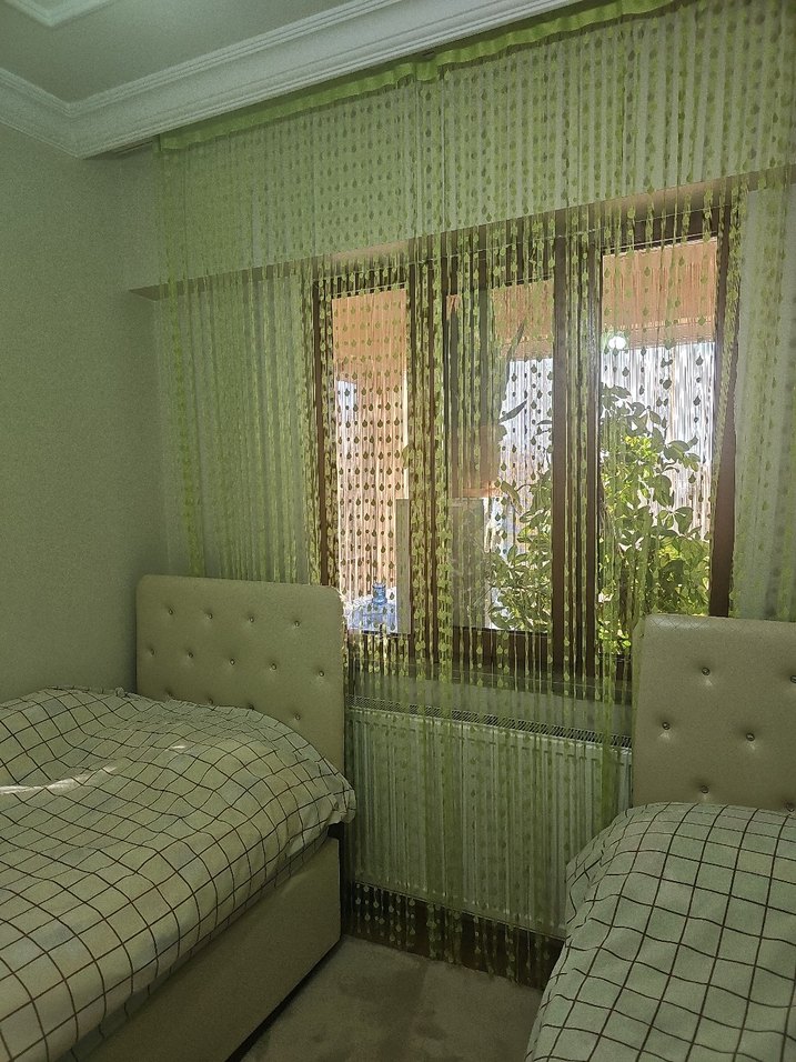 Bej Modern Masa Örtüsü - Görsel 2