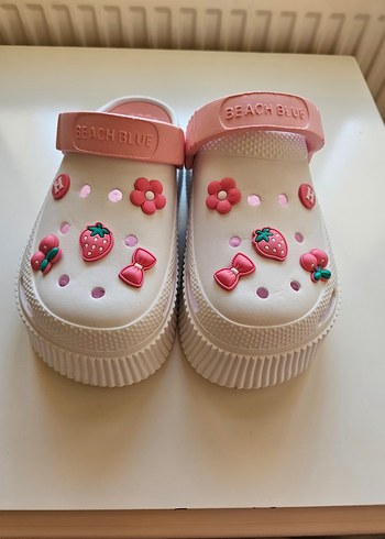 38 Beden pembe Renk crocs terlik