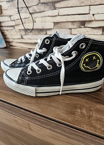 Converse spor ayakkabı
