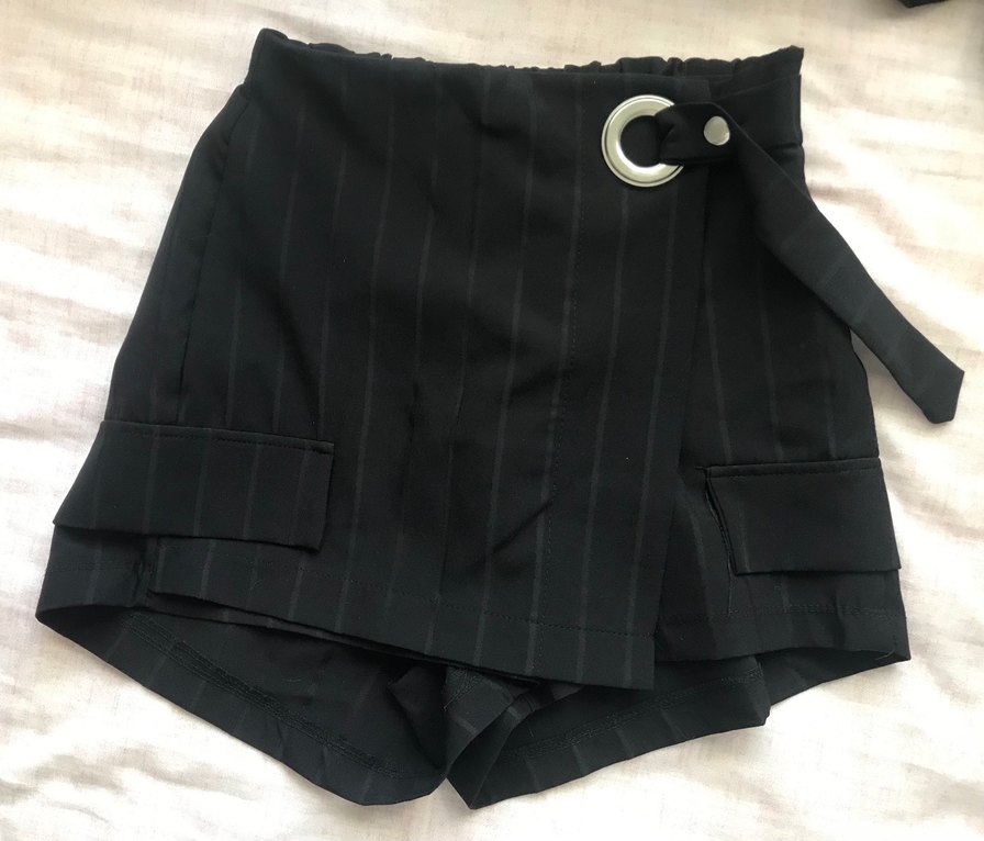 Şortlu mini etek - Görsel 3