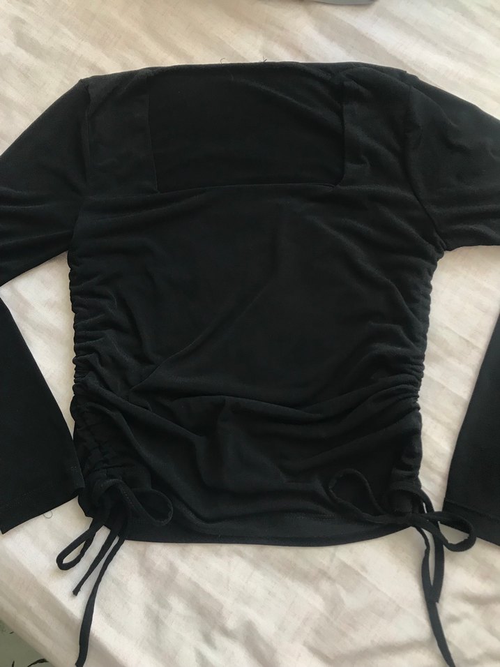 Uzun Kollu Siyah Drapeli Kadın Bluz - Görsel 2