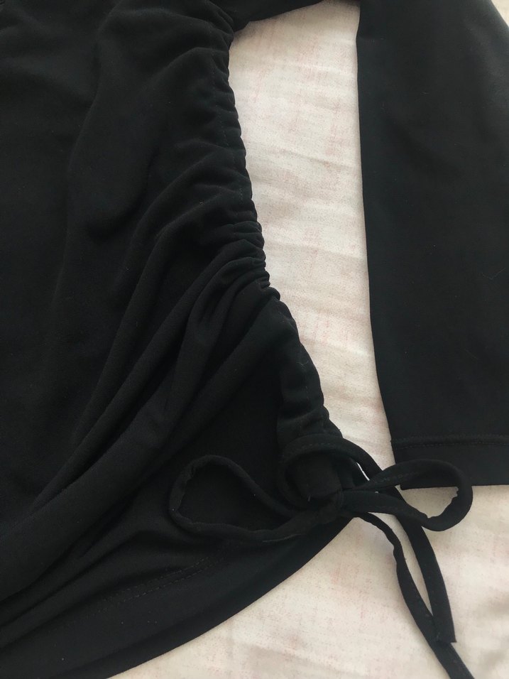 Uzun Kollu Siyah Drapeli Kadın Bluz - Görsel 3