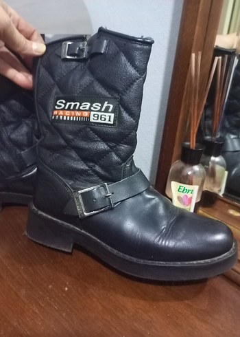 37 Beden Siyah Deri Tokalı Biker Botlar