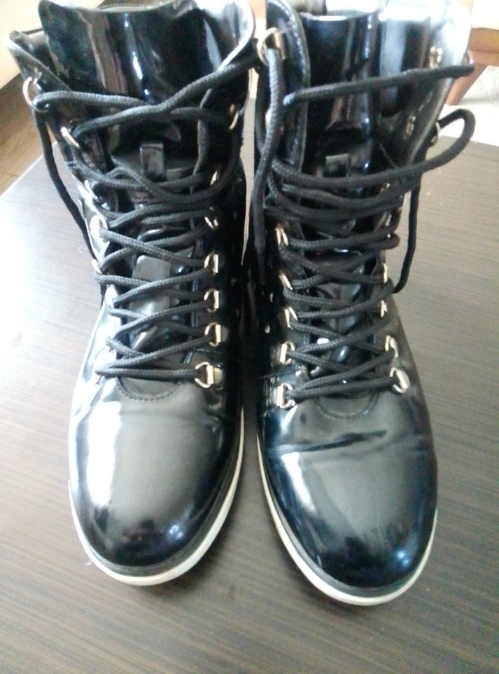 Parlak Siyah Erkek Bağcıklar - Görsel 4