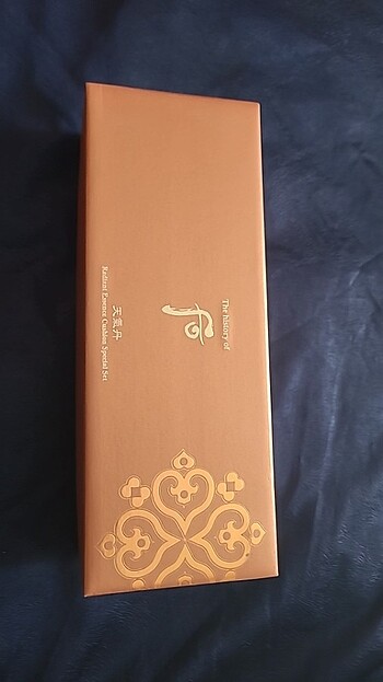 THE HİSTORY OF RADİANT ESSENCE CUSHİON SPECİAL SET