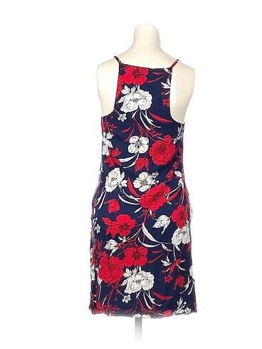 s Beden PreLoved Günlük Elbise %70 İndirimli.
