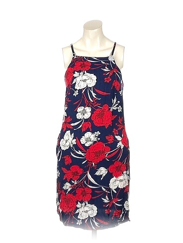 PreLoved Günlük Elbise %70 İndirimli.