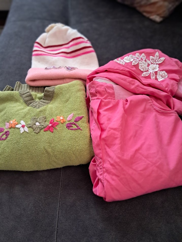 Nakışlı Pembe Kız Pantolonu ve kazak - Görsel 2