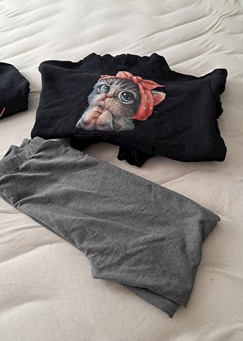 Kediler için Goth Tarzı Baskılı Kemerli Kıyafet - Görsel 2