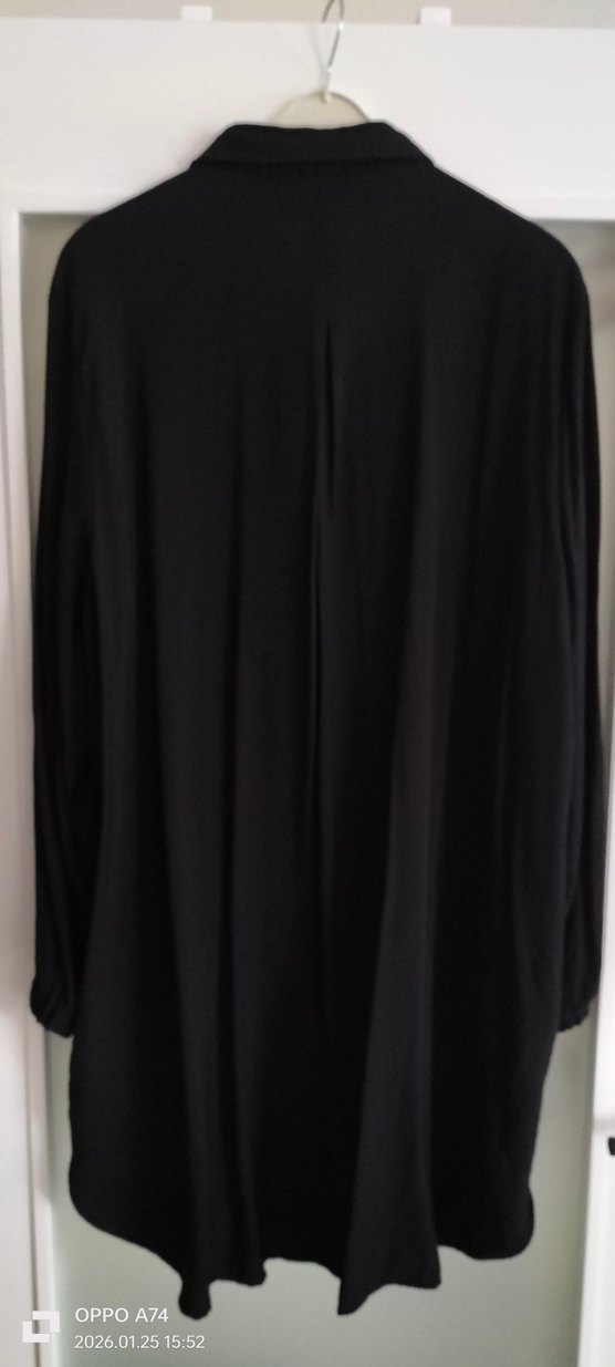 Uzun Kollu Zincir Detaylı Siyah Kadın Tunik - Görsel 4