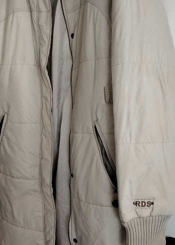 Bej Uzun Düğmeli Kadın Kışlık Mont - Görsel 3