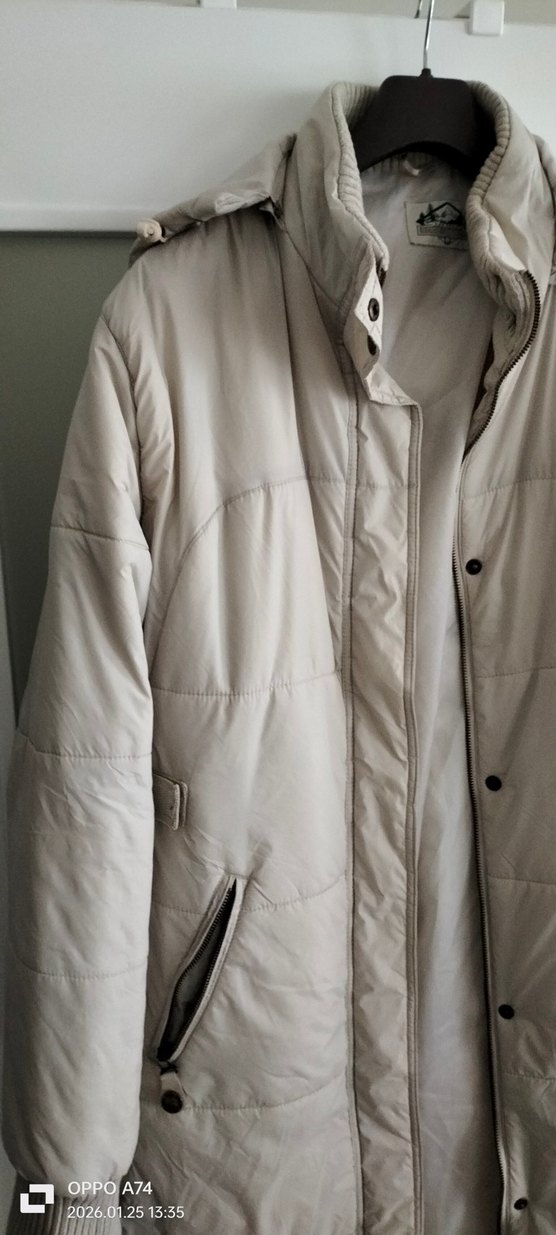 Bej Uzun Düğmeli Kadın Kışlık Mont - Görsel 2