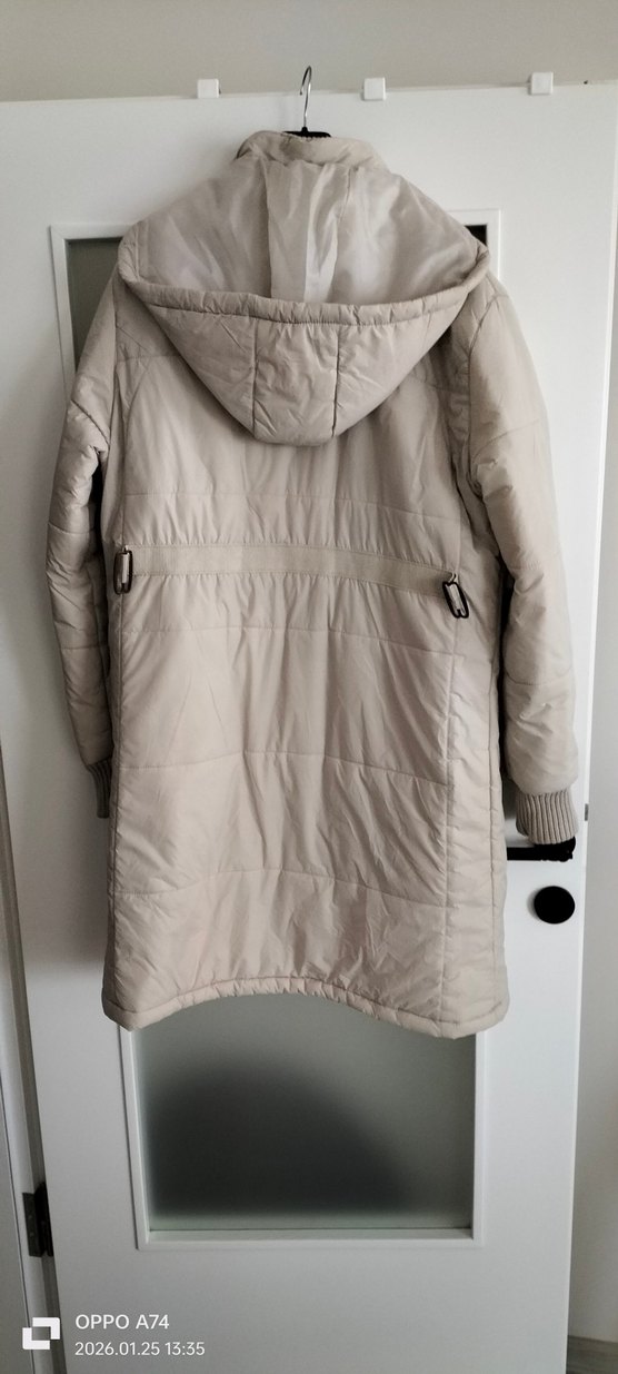 Bej Uzun Düğmeli Kadın Kışlık Mont - Görsel 5