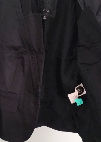 Siyah Düğmeli Kadın Blazer Ceket - Görsel 4