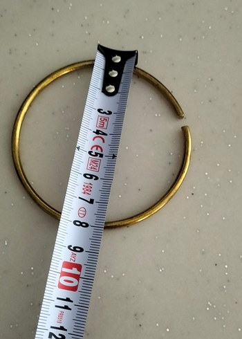 Altın Renkli Metal Minimalist Bileklik - Görsel 7