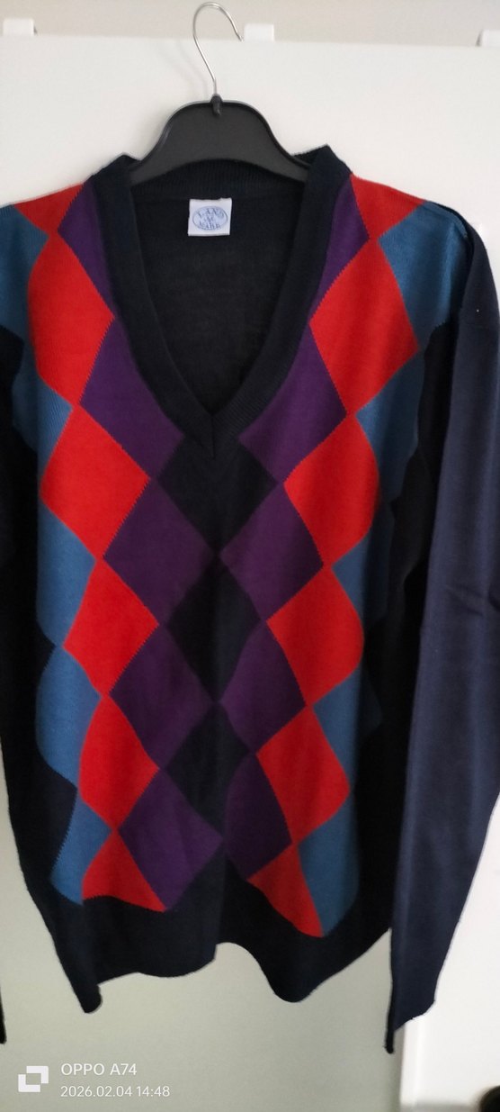 Desenli V Yaka Yün Kazak - Görsel 2