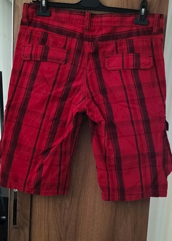 Kemerli Kırmızı Erkek Mini Şort - Görsel 2