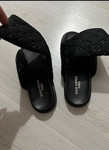 Louis Vuitton Louis Vuitton siyah kadın terlik