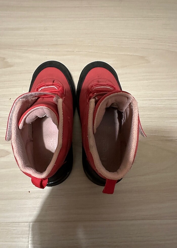 Kız çocuk spor model bot - Görsel 3