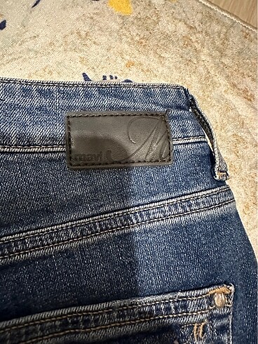 Mavi jeans marka mini şort - Görsel 6