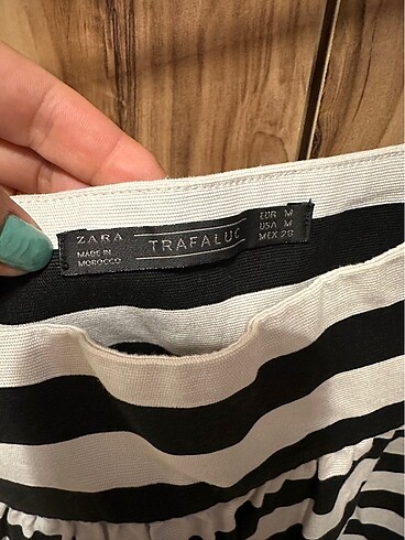 Zara Zara marka askılı üst