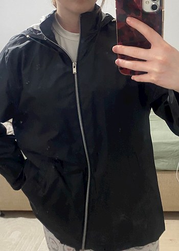 Siyah yağmurluk - Görsel 2