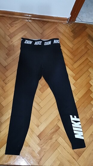 Nike tayt