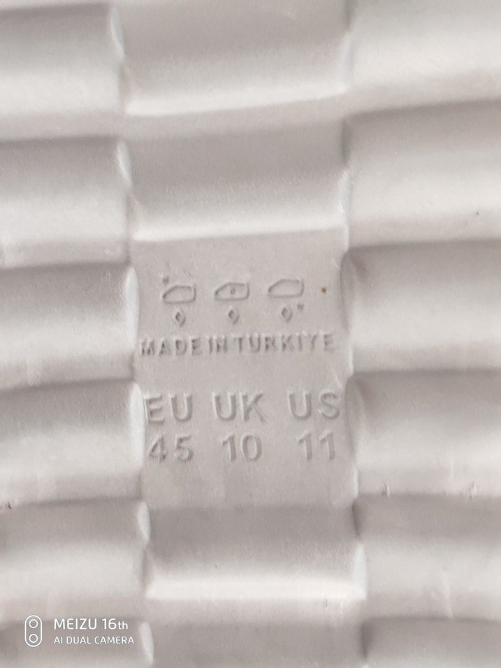 Gri Erkek terliği - Görsel 2