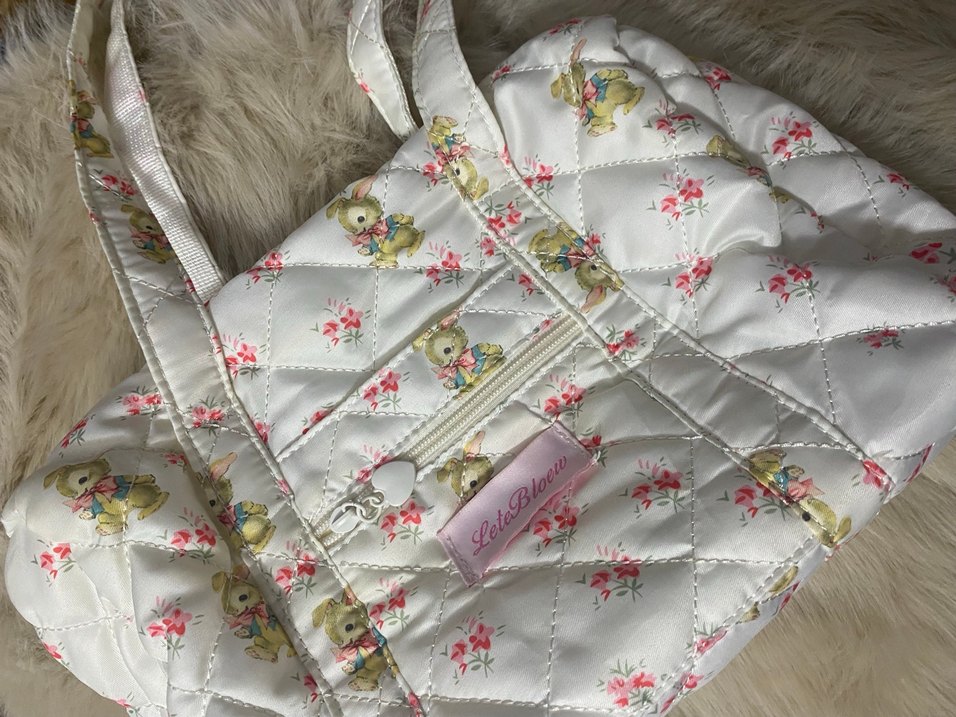 Beyaz Beyaz Baskılı Cutecore çanta - Görsel 2