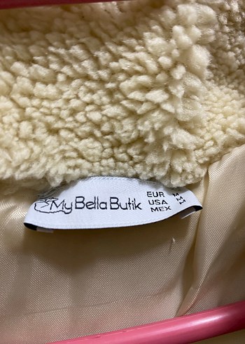 Krem Renkli Kürklü Kadın Kış Montu - Görsel 3