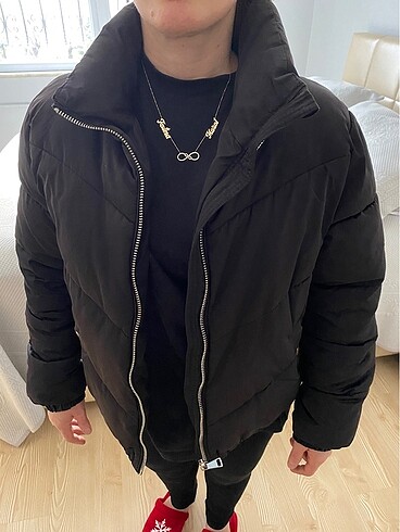 Bershka Siyah şişme mont