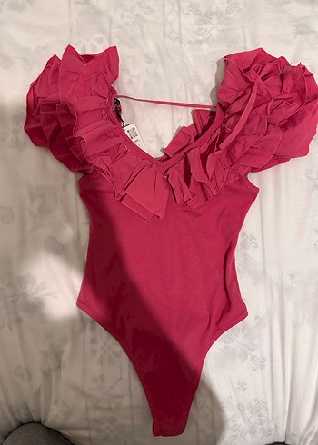l Beden Zara Pembe Fırfırlı V Yaka Body