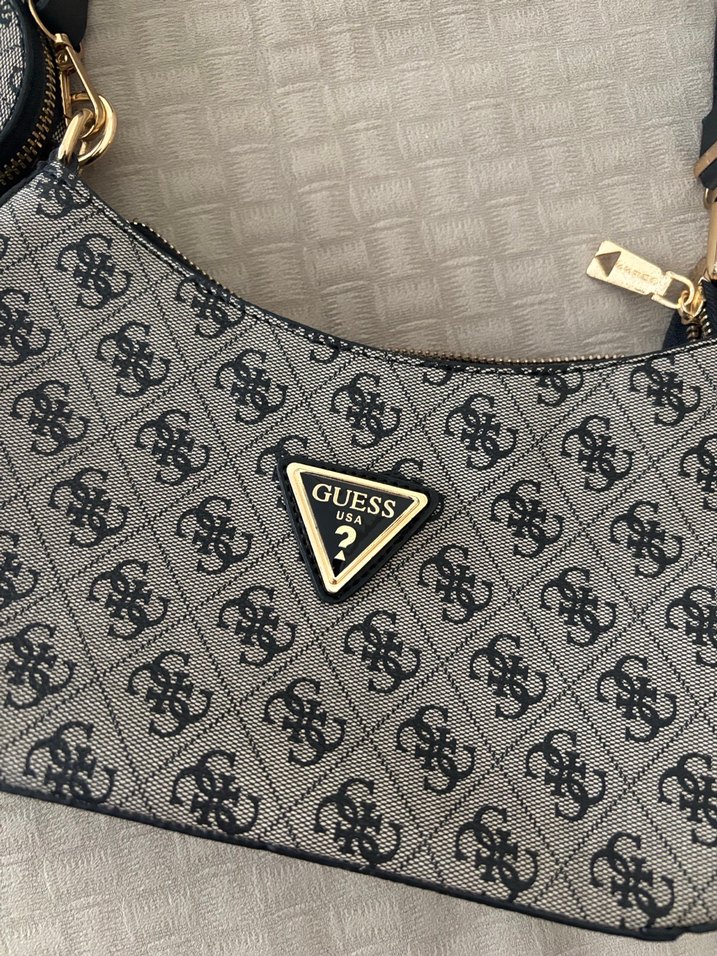 Guess Gri Desenli Tokalı Kadın Çanta - Görsel 2