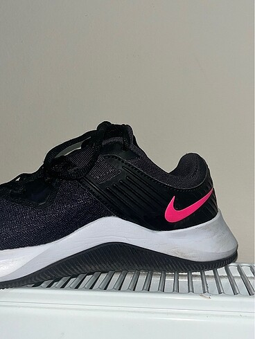 nike spor ayakkabı