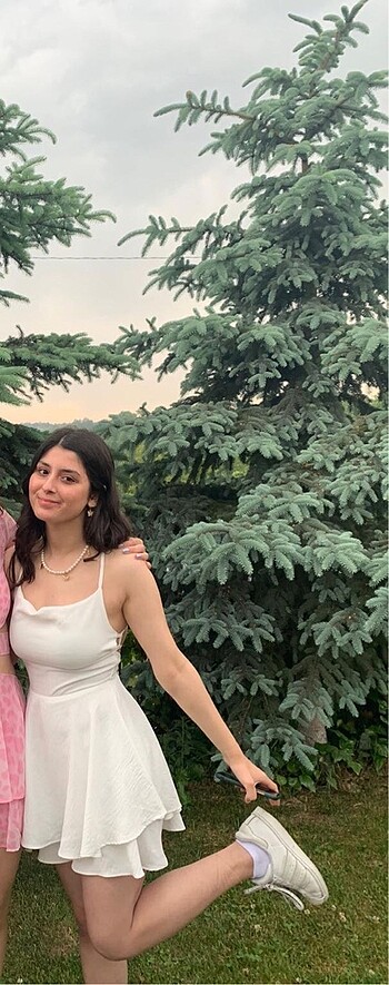 Diğer Beyaz mezuniyet elbisesi şort etek