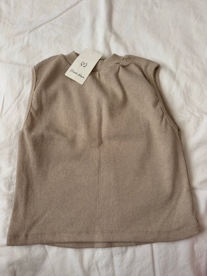 Kadın Kahverengi Kolsuz Yüksek Yakalı Atlet - Görsel 4