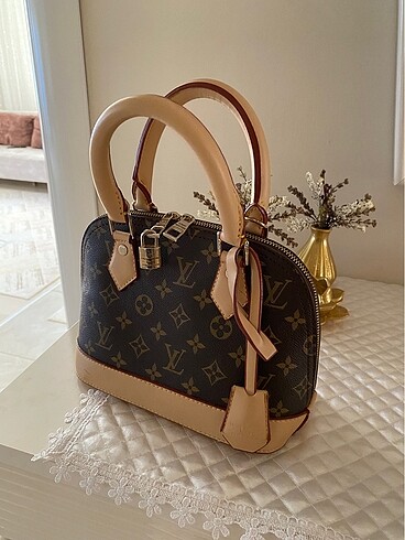 Louis Vuitton Çanta