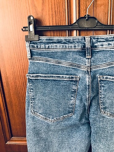 m Beden Yeni ürün???? kotu bir kere giyindim bana dar olduğu için satış