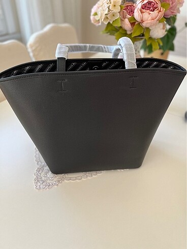 Karl Lagerfeld Kol Çantası