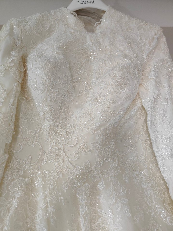 Vintage Uzun Kollu Beyaz Prenses Gelinlik - Görsel 2