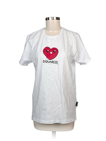 DSquared2 T-shirt %70 İndirimli.