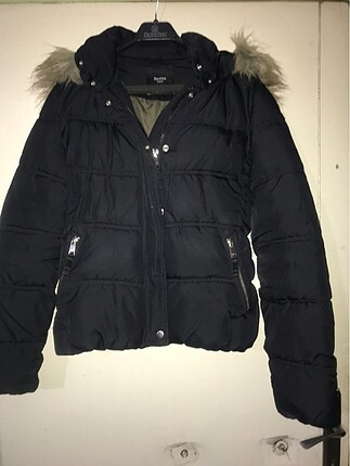 Bershka mont