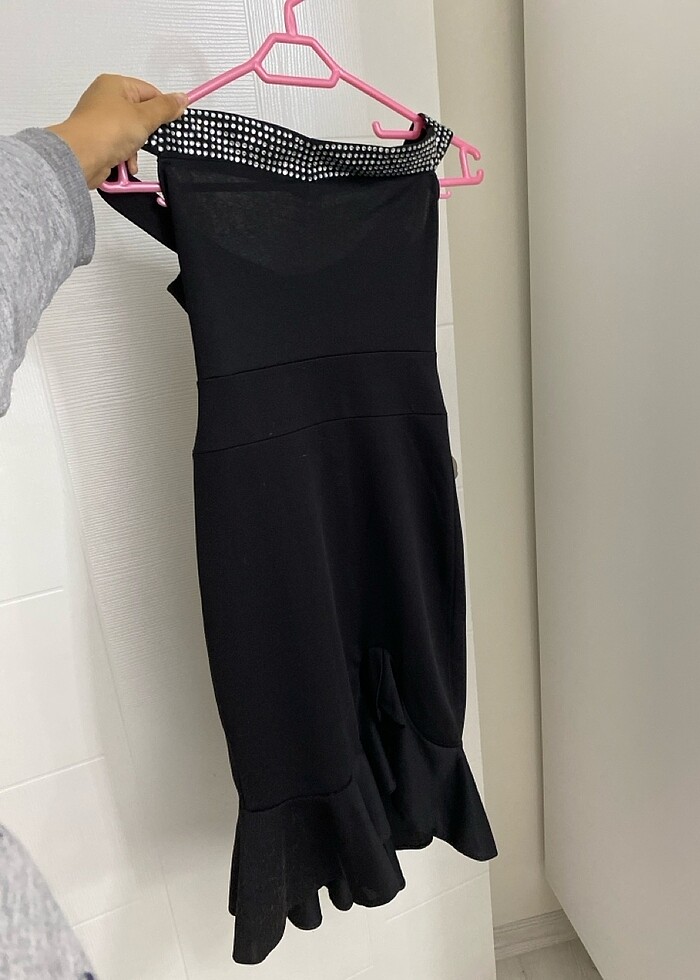 Siyah elbise - Görsel 4