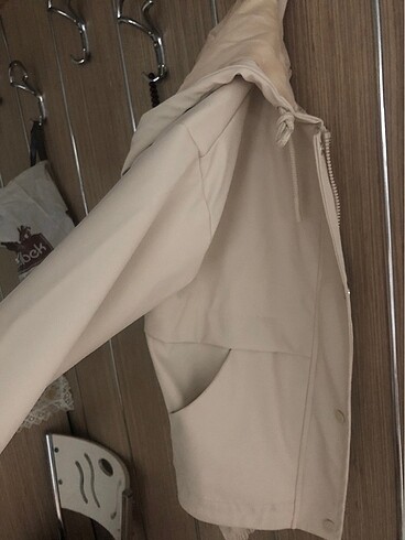 Zara mont