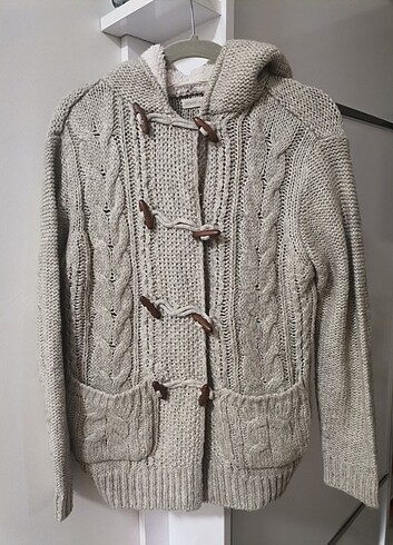 OYSHO HIRKA